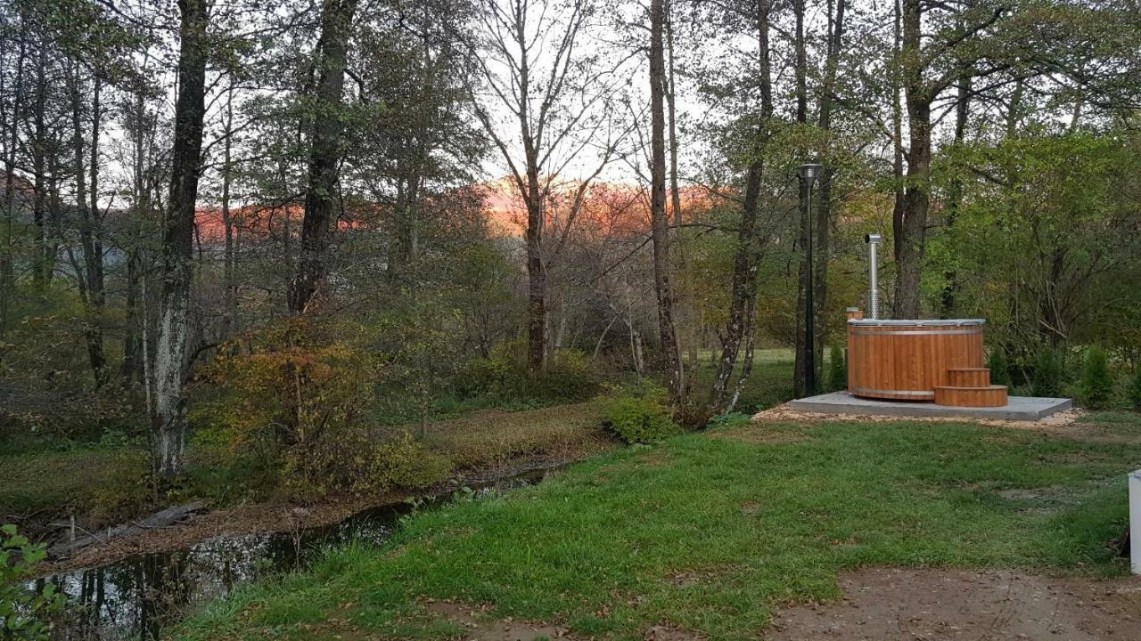 Vodenica Vrelo Chalets Vrelo Koreničko Eksteriør bilde